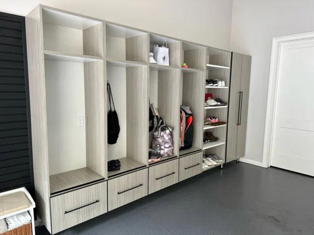 MUDROOM image